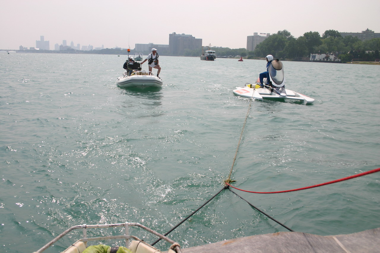 Tango 3 towing an UL