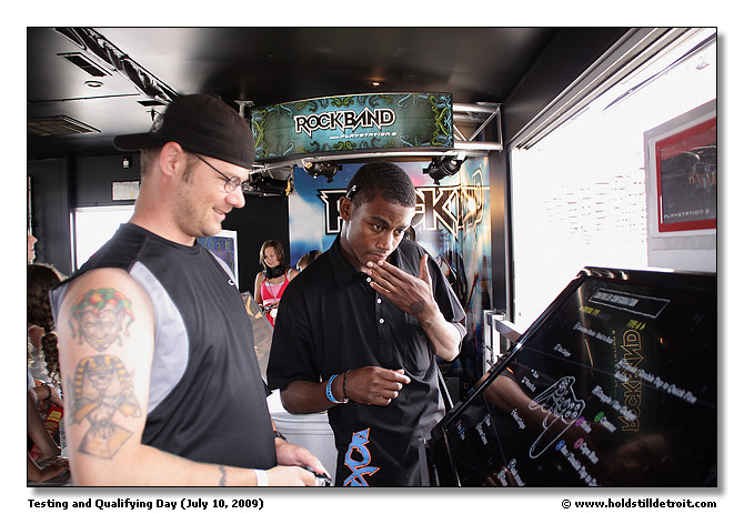 Checking out the new Batman game in the Playstation3 trailer