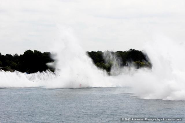 2012_APBA_H1Unlimited_Heat 1C including flip and pit photos_6642